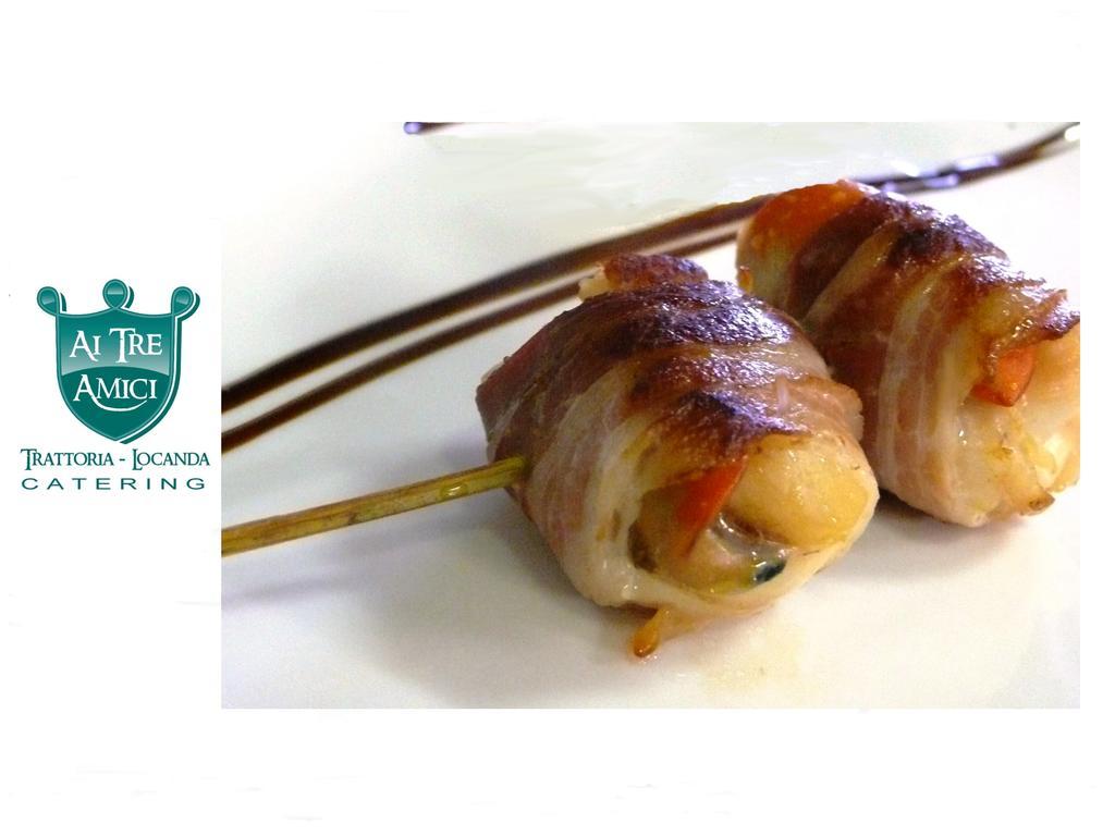 Trattoria Locanda Ai Tre Amici Mortegliano Екстериор снимка