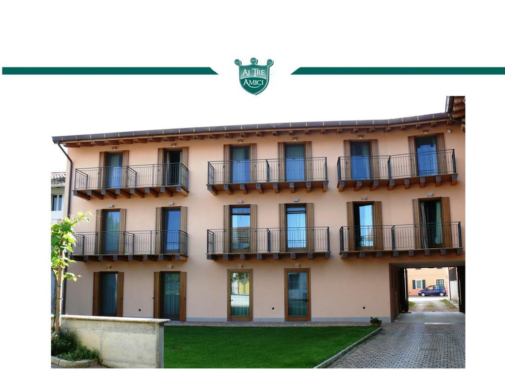 Trattoria Locanda Ai Tre Amici Mortegliano Екстериор снимка