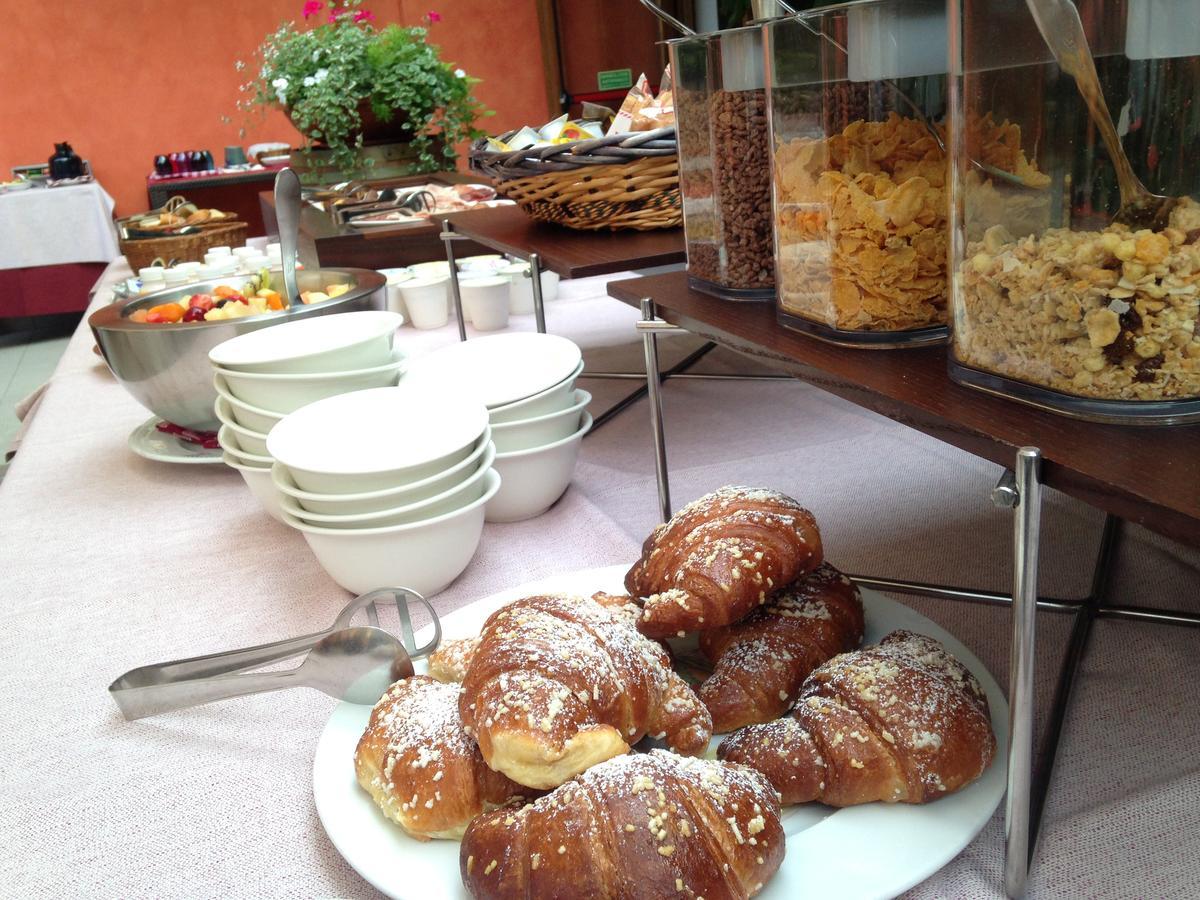 Trattoria Locanda Ai Tre Amici Mortegliano Екстериор снимка